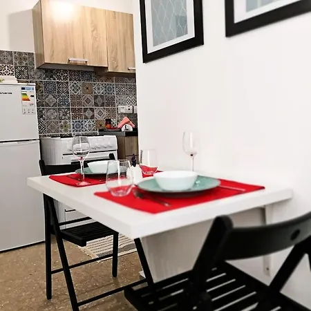 Cheerful In Apartament *