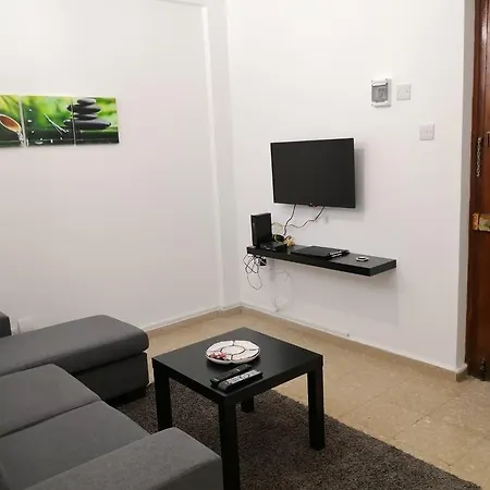 Cheerful In Apartament