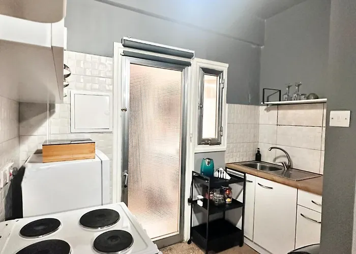 Апартаменти Cheerful In